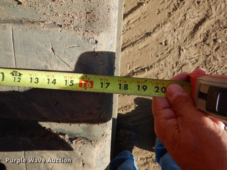 image for item FX9137 Kubota SVL90-2  tracked skid steer loader