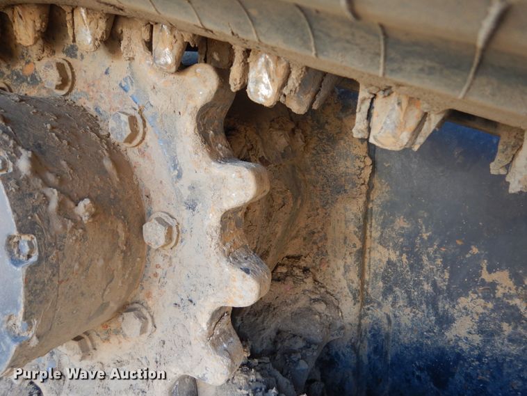 image for item FX9137 Kubota SVL90-2  tracked skid steer loader