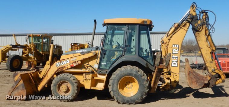 image for item FX9139 2002 John Deere 310G  backhoe