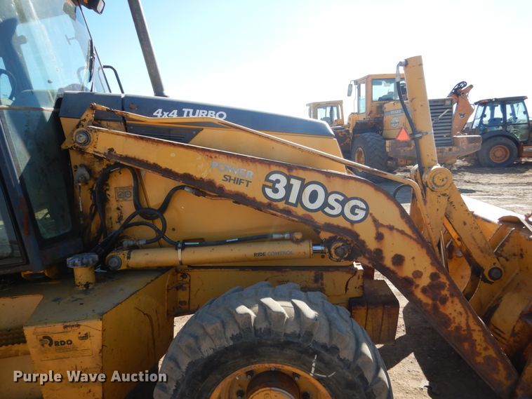 image for item FX9139 2002 John Deere 310G  backhoe