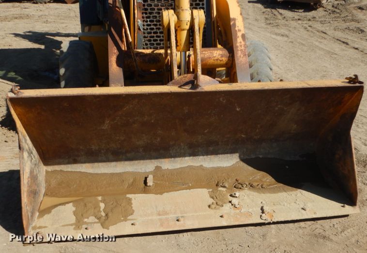 image for item FX9139 2002 John Deere 310G  backhoe