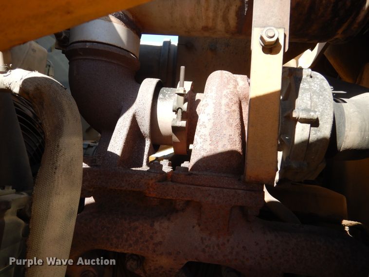 image for item FX9139 2002 John Deere 310G  backhoe