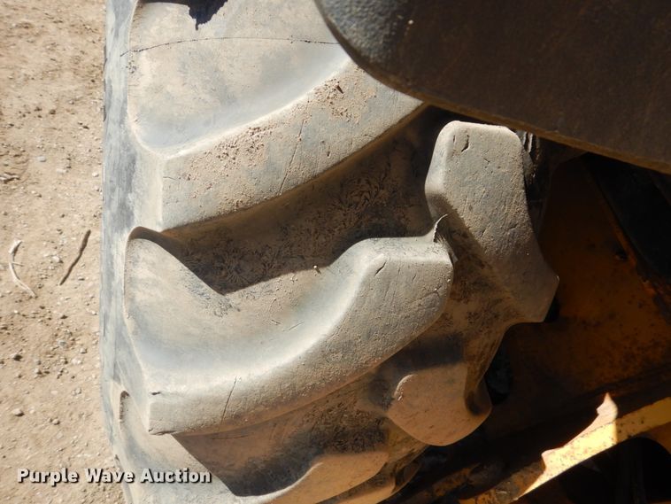 image for item FX9139 2002 John Deere 310G  backhoe