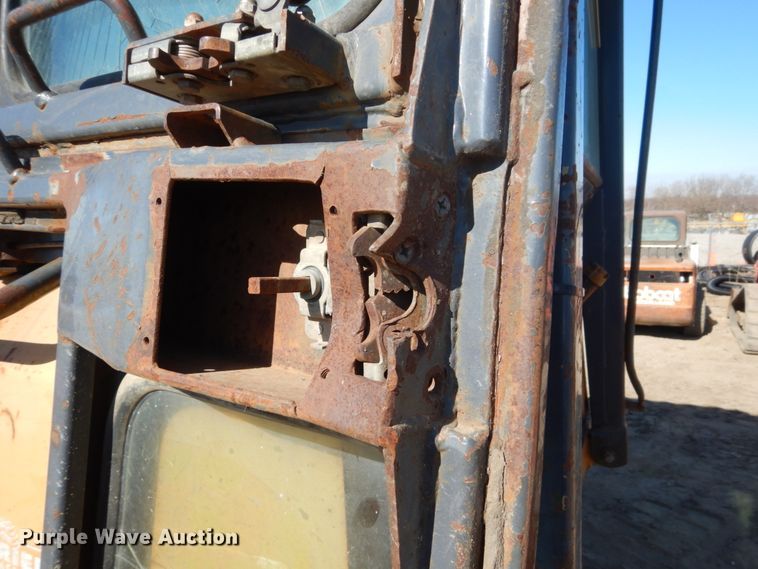 image for item FX9141 1997 Case 850G  crawler dozer