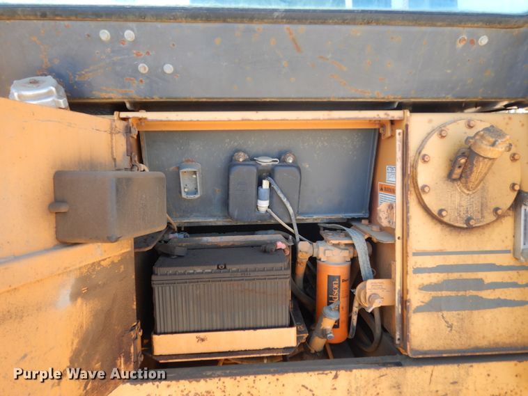 image for item FX9141 1997 Case 850G  crawler dozer