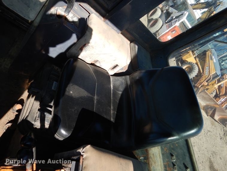 image for item FX9141 1997 Case 850G  crawler dozer