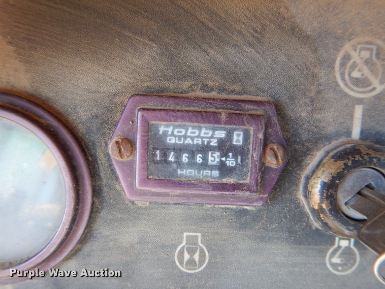 image for item FX9141 1997 Case 850G  crawler dozer