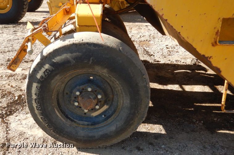 image for item FX9143 Amhoist SP4000 pneumatic roller