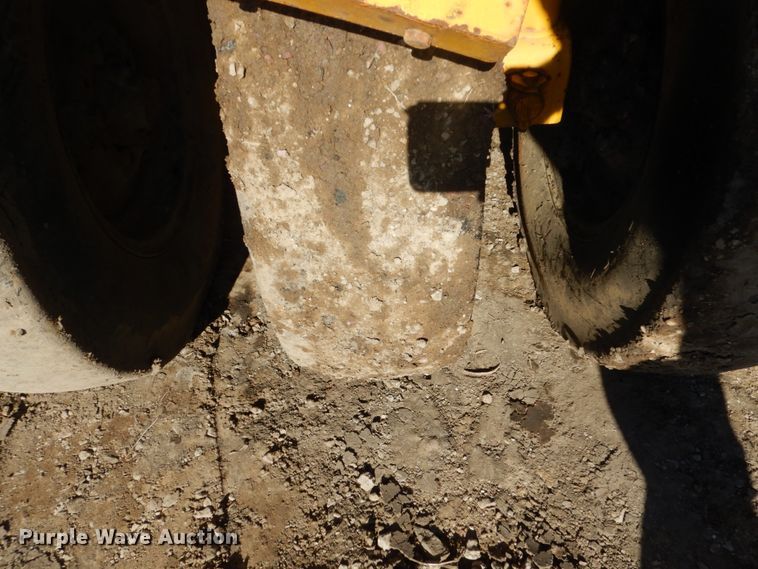 image for item FX9143 Amhoist SP4000 pneumatic roller