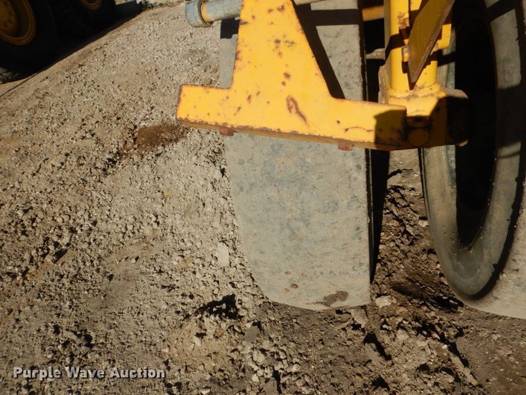 image for item FX9143 Amhoist SP4000 pneumatic roller