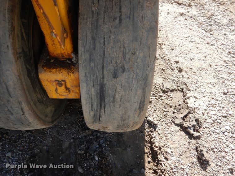 image for item FX9143 Amhoist SP4000 pneumatic roller