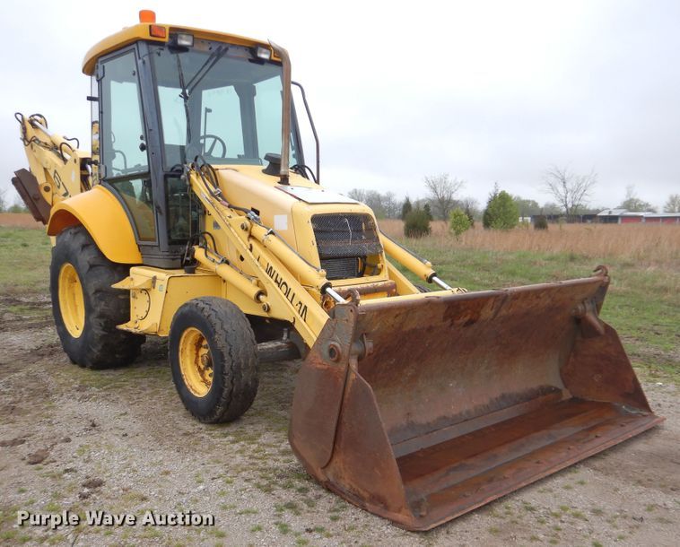 image for item GF9152 2000 New Holland 675E  backhoe
