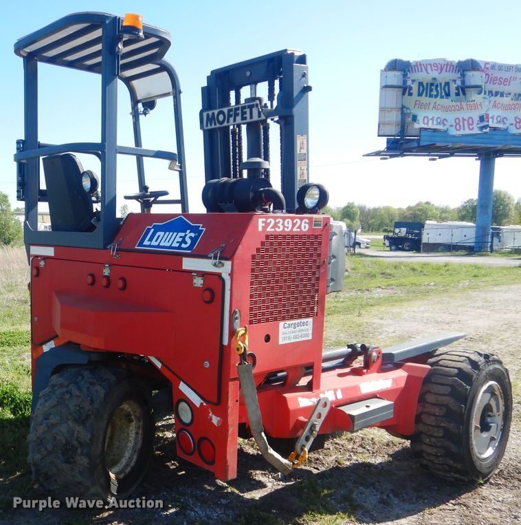 image for item GF9156 Moffett M5500N4W forklift