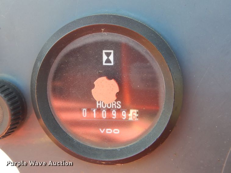 image for item GF9156 Moffett M5500N4W forklift