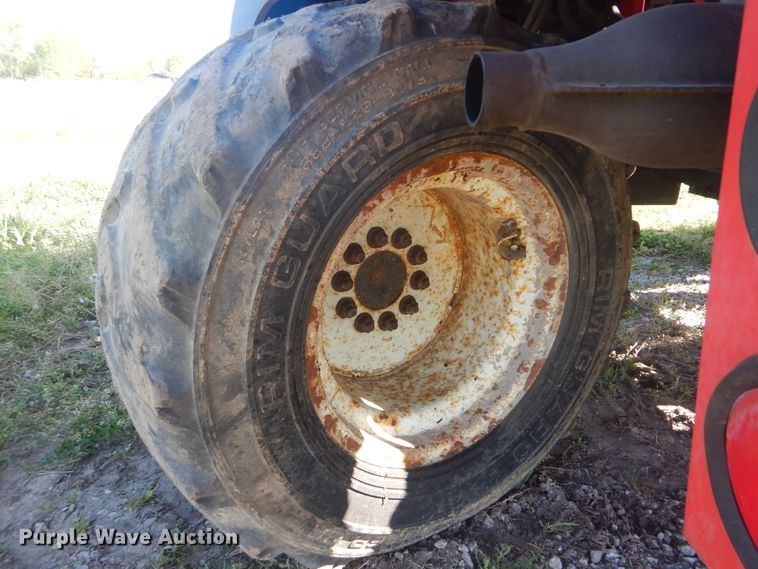 image for item GF9156 Moffett M5500N4W forklift