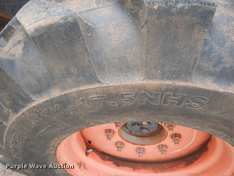 image for item GK9183 2007 Bobcat S330  skid steer loader