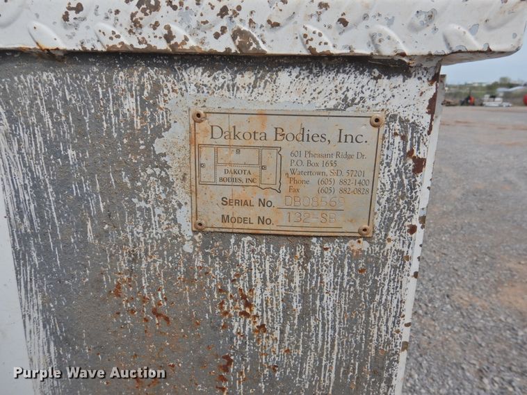 image for item GN9797 2009 Dodge Ram 5500 bucket truck