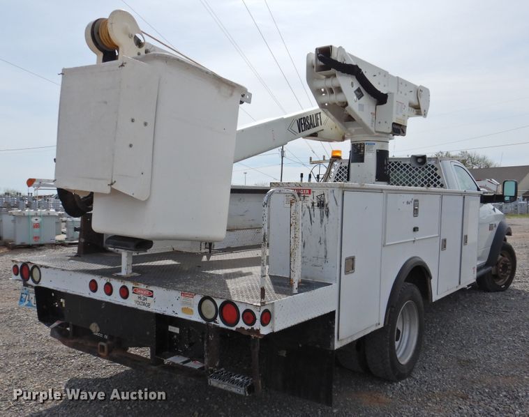 image for item GN9798 2012 Dodge Ram 5500 bucket truck