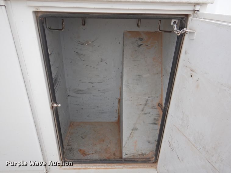 image for item GN9798 2012 Dodge Ram 5500 bucket truck