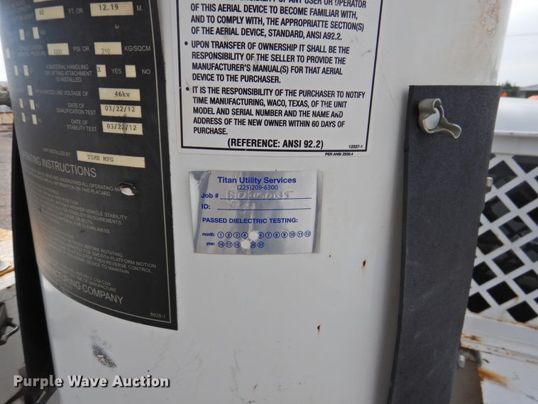 image for item GN9798 2012 Dodge Ram 5500 bucket truck