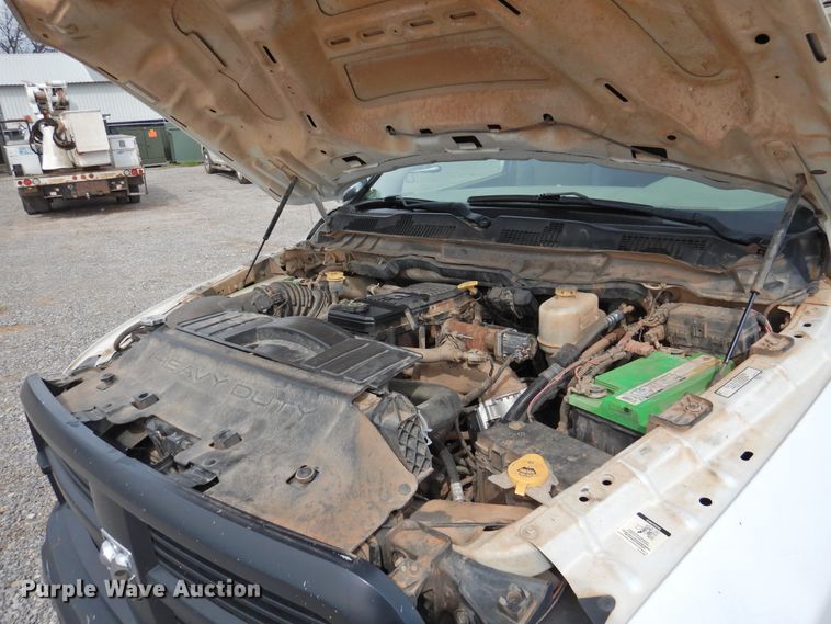 image for item GN9798 2012 Dodge Ram 5500 bucket truck