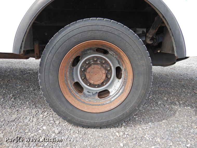 image for item GN9798 2012 Dodge Ram 5500 bucket truck