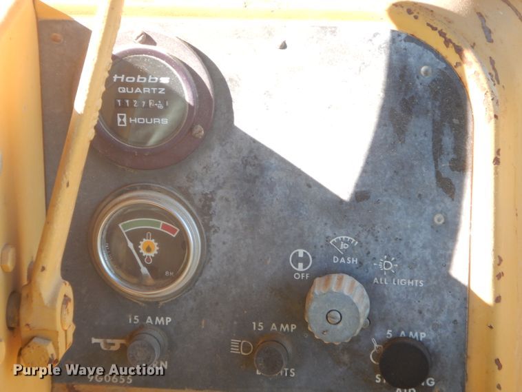 image for item GP9039 1981 Caterpillar D6D  crawler dozer