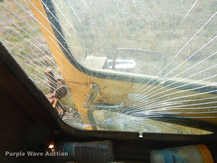 image for item GP9039 1981 Caterpillar D6D  crawler dozer