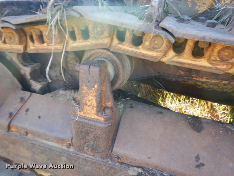 image for item GP9039 1981 Caterpillar D6D  crawler dozer