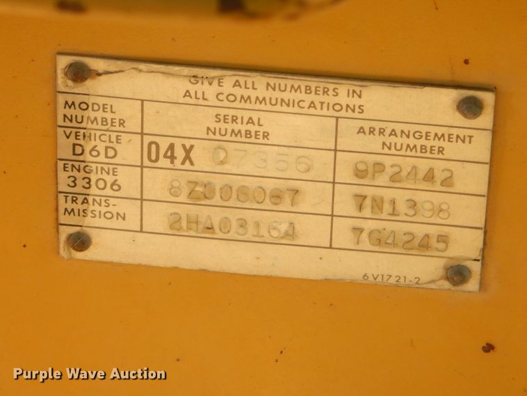 image for item GP9039 1981 Caterpillar D6D  crawler dozer