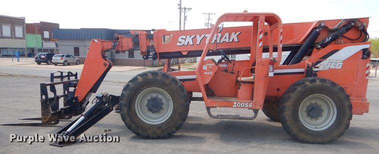 image for item GP9041 2006 Sky Trak 10054  telehandler