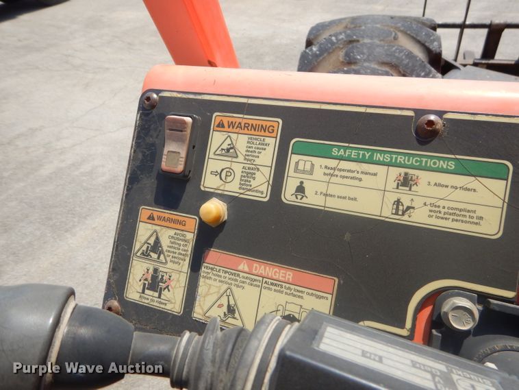 image for item GP9041 2006 Sky Trak 10054  telehandler