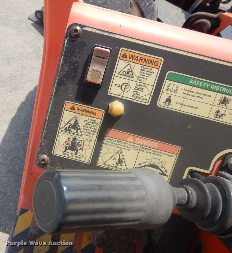 image for item GP9041 2006 Sky Trak 10054  telehandler