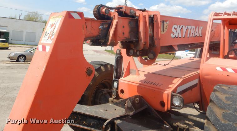 image for item GP9041 2006 Sky Trak 10054  telehandler