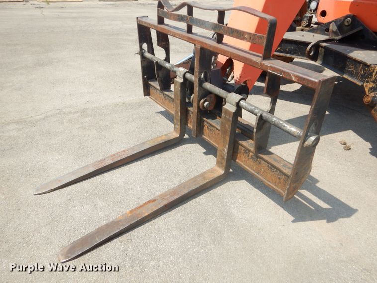 image for item GP9041 2006 Sky Trak 10054  telehandler