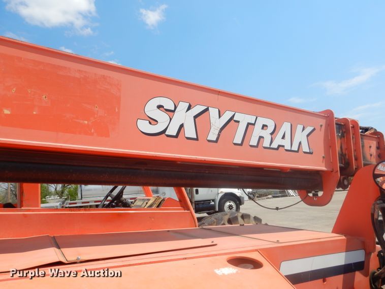 image for item GP9041 2006 Sky Trak 10054  telehandler