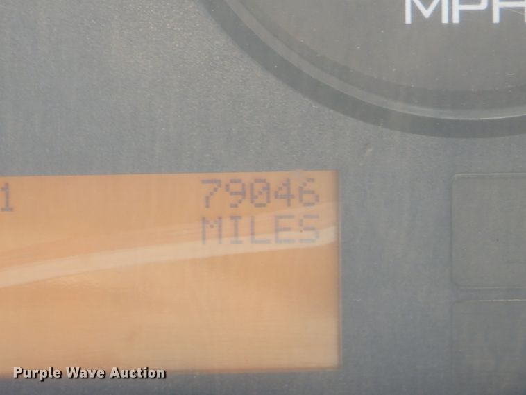 image for item GP9042 2010 International 4300 vacuum truck