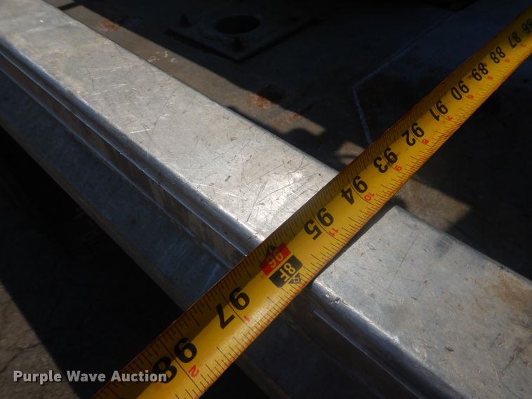 image for item GP9042 2010 International 4300 vacuum truck