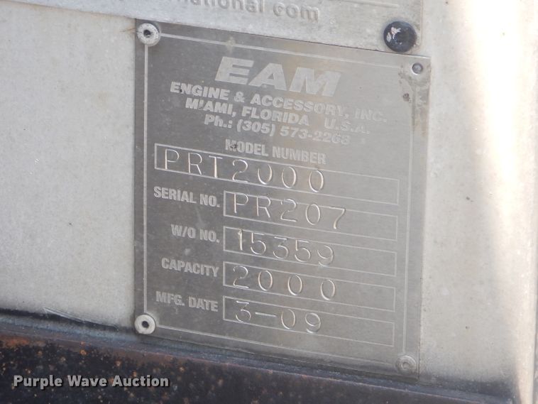 image for item GP9042 2010 International 4300 vacuum truck