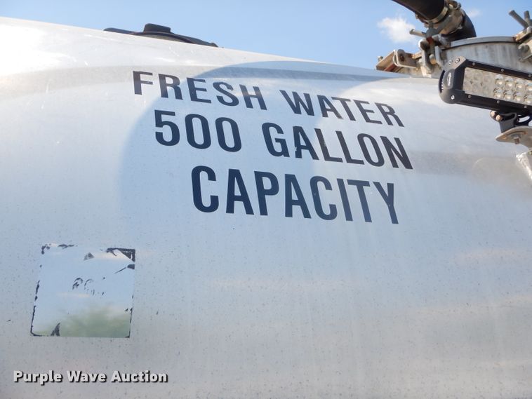 image for item GP9042 2010 International 4300 vacuum truck