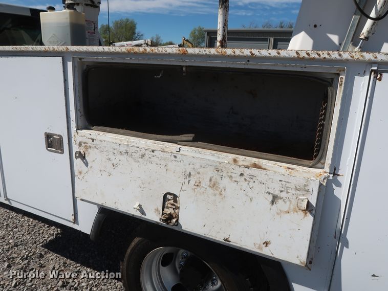 image for item GS9849 2012 Dodge Ram 5500HD bucket truck