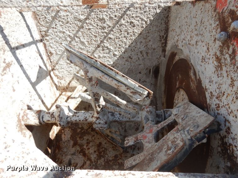 image for item GY9009 Essick concrete mixer