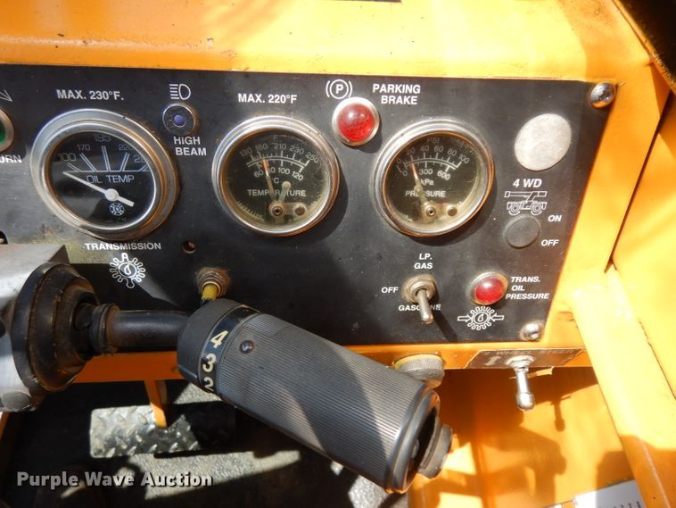 image for item GY9012 Broderson IC-200-2C crane