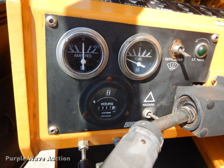 image for item GY9012 Broderson IC-200-2C crane