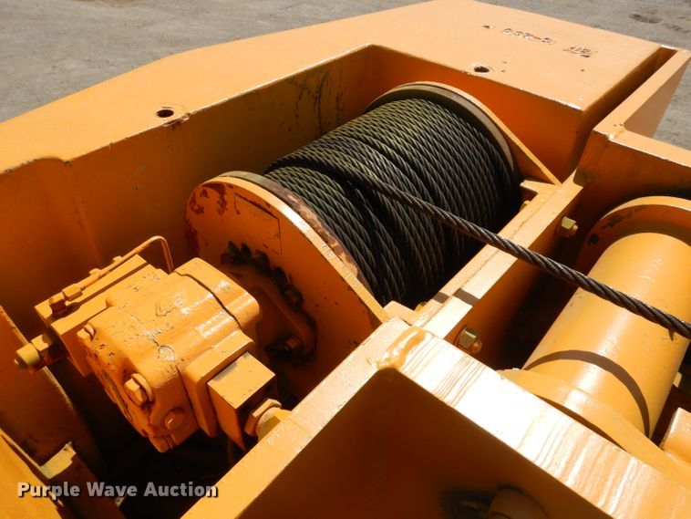 image for item GY9012 Broderson IC-200-2C crane