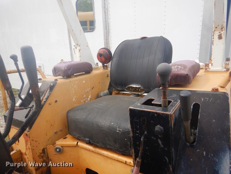 image for item GY9786 Komatsu D21A-6  crawler dozer