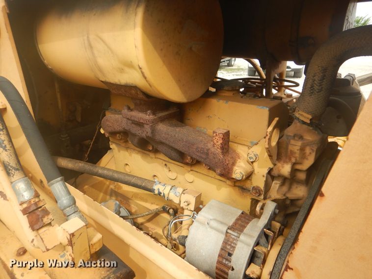 image for item GY9786 Komatsu D21A-6  crawler dozer