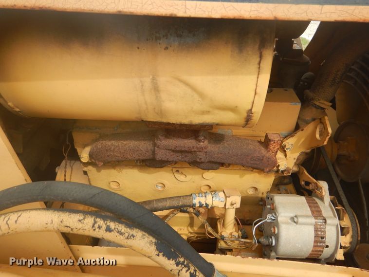 image for item GY9786 Komatsu D21A-6  crawler dozer