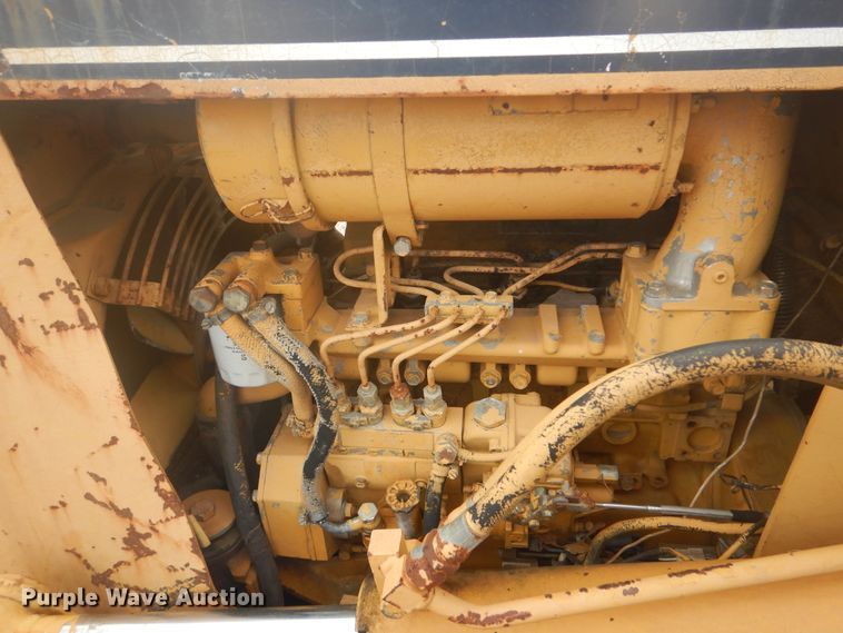 image for item GY9786 Komatsu D21A-6  crawler dozer