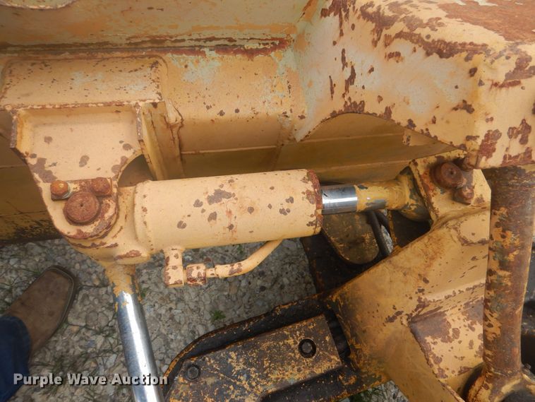 image for item GY9786 Komatsu D21A-6  crawler dozer